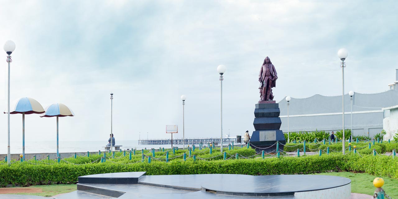 Places to Visit Statue of Dupleix, Pondicherry
