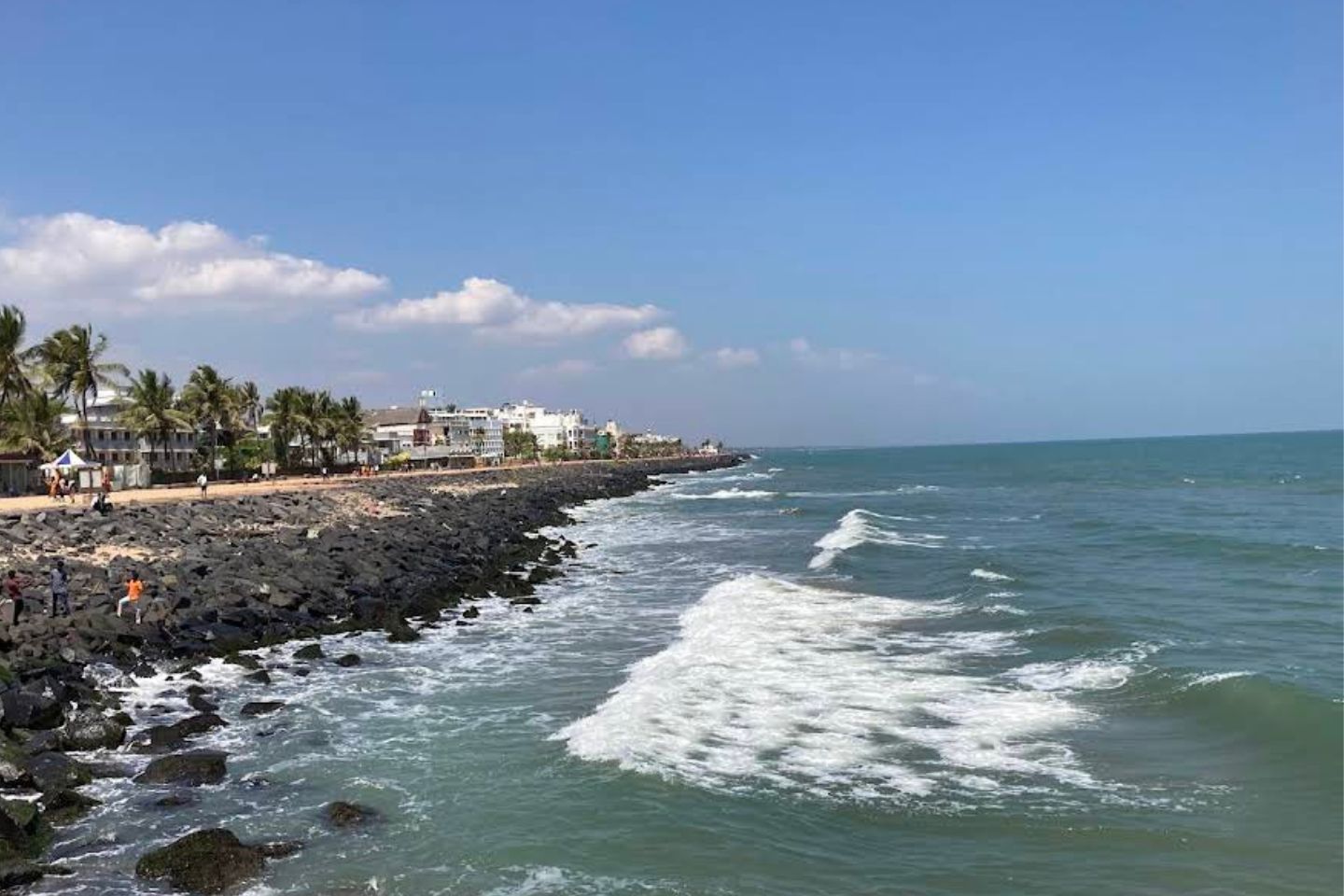 Places to Visit Rock Beach, Pondicherry